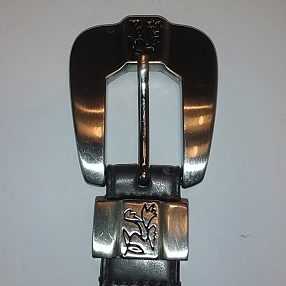 Lady Captiva designer leather belt. - Picture 7 of 10